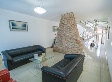 Casa · 280m² · 3 Quartos · 3 Vagas · Casa à Venda - Dona Clara, 3 Quartos,  280 m2
