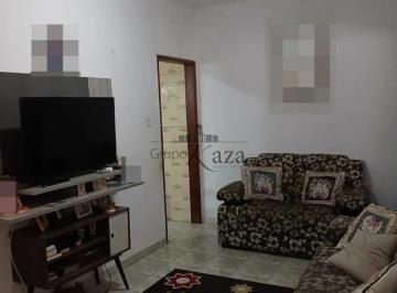 Casa · 150m² · 3 Quartos · 2 Vagas · Casa Térrea - Jardim Satélite - 3 Dormitórios - 150m².
