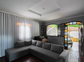 Casa · 360m² · 4 Quartos · 2 Vagas · Casa à Venda - Padre Eustáquio, 4 Quartos, 360 m2