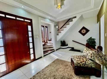 Casa · 268m² · 3 Quartos · 1 Vaga · Casa à Venda - Carlos Prates, 3 Quartos, 268 m2