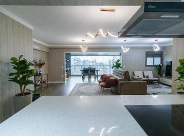 cc4492c5-e1b4-42eb-be1f-c13b0a5bc7de · Apartamento para venda em City América com 4 quartos, sendo 4 suítes, 156.15m²