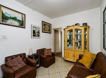 Casa · 185m² · 5 Quartos · 2 Vagas · Casa à Venda - Sagrada Família, 5 Quartos, 185 m2