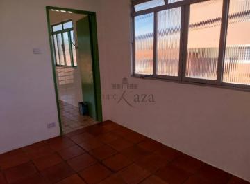 Casa · 60m² · 1 Quarto · 1 Vaga · Casa - Jardim Ismênia -  1 Dormitório - 60m².