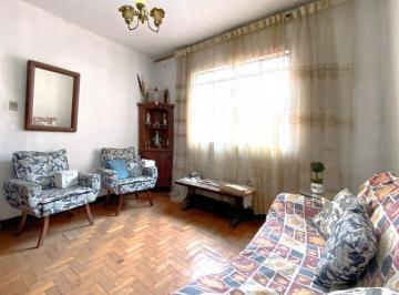 Casa · 400m² · 4 Quartos · 2 Vagas · Casa à Venda - Colégio Batista, 4 Quartos, 400 m2