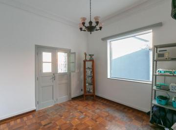 Casa · 300m² · 2 Quartos · 5 Vagas · Casa à Venda - Floresta, 2 Quartos, 300 m2