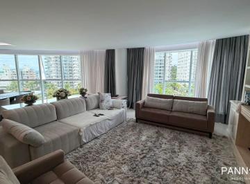 Apartamento · 226m² · 4 Quartos · 4 Vagas · Apartamento para locação Brava Home Resort 4 suítes Praia Brava