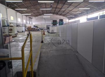 Comercial · 2640m² · 30 Vagas · Oportunidade - Galpão Comercial - Chácaras Reunidas - 1.060m².
