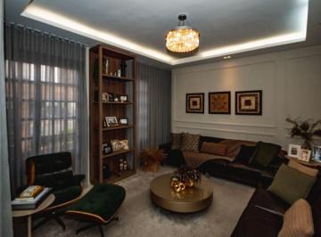 Casa · 330m² · 4 Quartos · 4 Vagas · Casa à Venda - Castelo, 4 Quartos,  330 m2