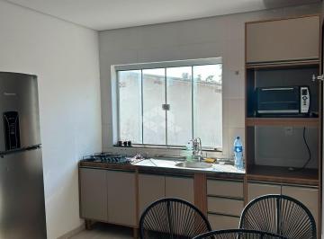 Apartamento · 33m² · 1 Quarto · 1 Vaga · Apartamento para Investimento no Campeche - 600m da Praia, Alto Potencial para Airbnb