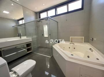 575f570a53a9ee12f9dab0675428e19bd059adf7 · Sobrado com 3 quartos (1 suíte), armários, ar condicionadio, piscina, som JBL, etc...