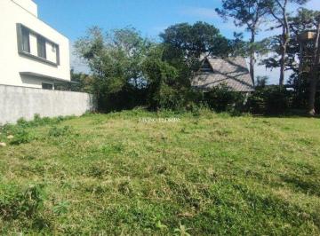 Terreno · 450m² · Terreno com 450m², com escritura pública em loteamento planejado.- Ribeirão da Ilha