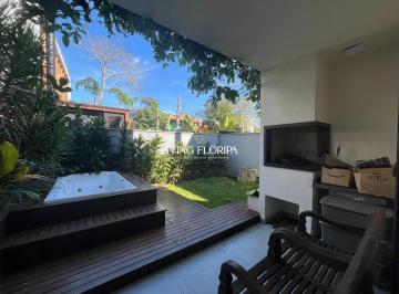 Casa · 129m² · 3 Quartos · Casa à Venda no Campeche | 3 Dormitórios | Jacuzzi | Rua Tranquila Próxima ao Mar