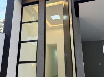 Casa · 107m² · 3 Quartos · 2 Vagas · Casa à venda no bairro Jardim Veneza - Aparecida de Goiânia/GO
