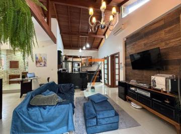 f4dc26926fd090159a1a13dc9f47dbf3b99a6c87 · Casa com 3 dormitórios à venda, 190 m² por R$ 1.090.000,00 - Córrego Grande - Florianópolis/SC