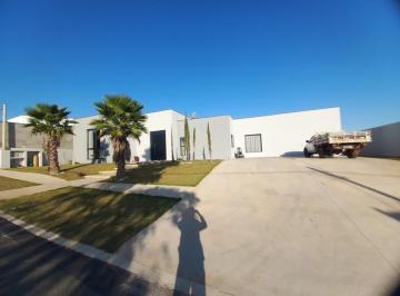 Casa · 300m² · 4 Quartos · 6 Vagas · Casa para venda em Jardim Novo Mundo de 300.00m² com 4 Quartos, 4 Suites e 6 Garagens