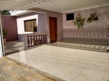 Casa · 220m² · 3 Quartos · 3 Vagas · Casa para venda em Jardim Das Torres de 220.00m² com 3 Quartos, 1 Suite e 3 Garagens