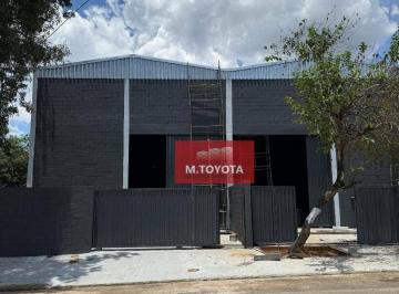 Comercial · 526m² · 4 Vagas · Galpão / Depósito / Armazém para alugar em Jardim Jóia de 526.00m² com 4 Garagens