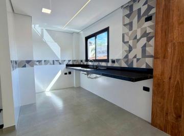 hdzlne2ytc2mwfmyti5mwq0_md · Sobrado Alto Padrão / Praia Grande / Guilhermina / 3 quartos / 99 M².
