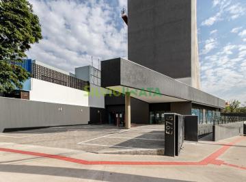 Foto 0 · EXCELENTE SALA COMERCIAL DE 87,74 M² PARA LOCAR PRÓXIMO À AVENIDA COLOMBO.