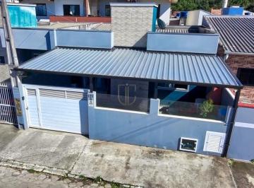 Casa · 60m² · 2 Quartos · 1 Vaga · Casa Geminada semi mobiliada com 2 Quartos no Gravata, Navegantes SC