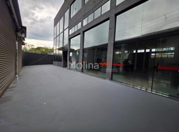 Comercial · 555m² · Loja para alugar em Jardim Ponte Grande de 555.00m²