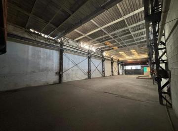 Comercial · 501m² · Galpão / Depósito / Armazém para venda e aluguel em Jundiapeba de 501.00m²