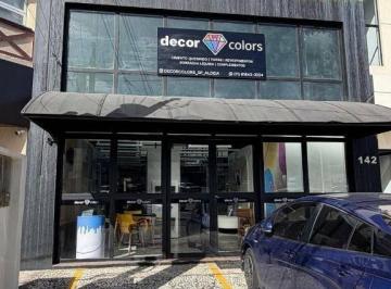 Comercial · 170m² · Loja para alugar em Aldeia Da Serra de 170.00m²