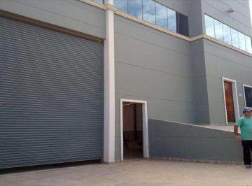 Comercial · 1131m² · 2 Vagas · Galpão / Depósito / Armazém para venda em Guaturinho de 1131.00m² com 2 Garagens