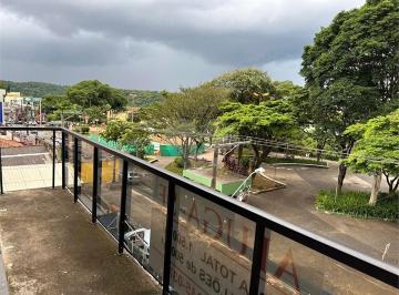 Comercial · 1500m² · 8 Vagas · Prédio Comercial para venda e aluguel em Centro de 1500.00m² com 8 Garagens