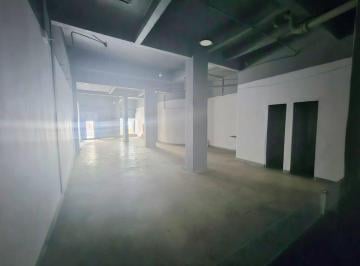 Comercial · 256m² · Loja para venda e aluguel em Humaitá de 256.00m²