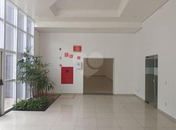 Comercial · 2666m² · 12 Vagas · Galpão / Depósito / Armazém para alugar em Vila Salles de 2666.00m² com 12 Garagens