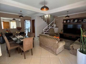 Casa · 176m² · 3 Quartos · 5 Vagas · Casa para venda em Jardim São Vicente de 176.00m² com 3 Quartos, 1 Suite e 5 Garagens