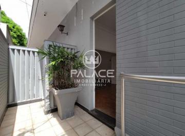 Casa · 367m² · 3 Quartos · 1 Vaga · Casa para alugar em Centro de 367.00m² com 3 Quartos, 1 Suite e 1 Garagem