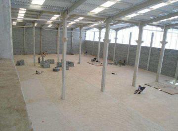 Comercial · 4500m² · 3 Vagas · Galpão / Depósito / Armazém para alugar em Chácara Do Solar I (fazendinha) de 4500.00m² com 3 Garage