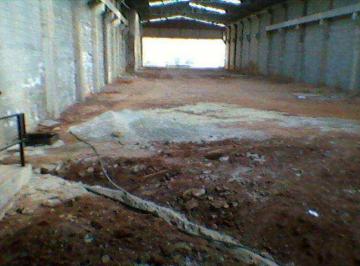 Comercial · 1200m² · 2 Vagas · Galpão / Depósito / Armazém para alugar em Chácara Do Solar I (fazendinha) de 1200.00m² com 2 Garage