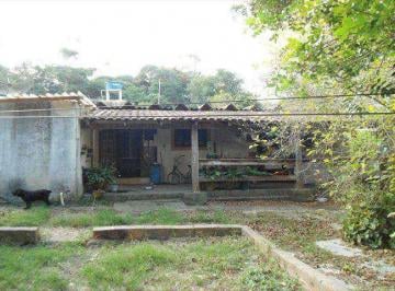 Casa · 140m² · 3 Quartos · Casa para venda em Jardim Bandeirantes de 140.00m² com 3 Quartos e 1 Suite