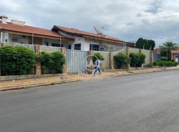 Casa · 459m² · 2 Quartos · 6 Vagas · Casa para venda em Vila Santa Catarina de 459.00m² com 2 Quartos, 2 Suites e 6 Garagens