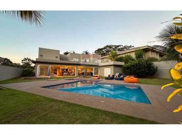 Casa · 615m² · 5 Quartos · 8 Vagas · Casa para venda em Vila Do Golf de 615.38m² com 5 Quartos, 5 Suites e 8 Garagens