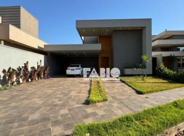 Casa · 207m² · 3 Quartos · 6 Vagas · Casa de Condomínio para venda em Gaivota Ii de 207.00m² com 3 Quartos, 3 Suites e 6 Garagens