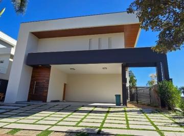 Casa · 395m² · 3 Quartos · 4 Vagas · Casa para alugar em Jardim Maison Du Parc de 394.66m² com 3 Quartos, 3 Suites e 4 Garagens