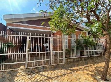 Casa · 149m² · 3 Quartos · 2 Vagas · Casa para venda em Jardim Castelo Branco de 149.00m² com 3 Quartos e 2 Garagens