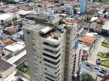 Apartamento · 203m² · 4 Quartos · 2 Vagas · Apartamento para venda em Centro de 203.00m² com 4 Quartos, 1 Suite e 2 Garagens