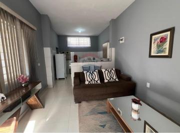 Casa · 50m² · 1 Quarto · 1 Vaga · Casa para alugar em Centro de 50.00m² com 1 Quarto e 1 Garagem