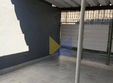 Casa · 50m² · 1 Quarto · 2 Vagas · Casa para alugar em Jardim Bom Clima de 50.00m² com 1 Quarto e 2 Garagens
