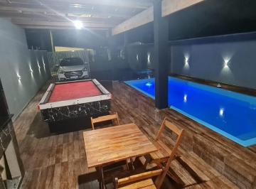 Casa · 240m² · 4 Quartos · 4 Vagas · Sobrado para venda em Balneário Saint Etiene de 240.00m² com 4 Quartos e 4 Garagens
