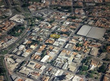 Terreno · 555m² · 1 Quarto · 1 Vaga · Lote / Terreno para venda em Centro de 555.00m² com 1 Quarto e 1 Garagem