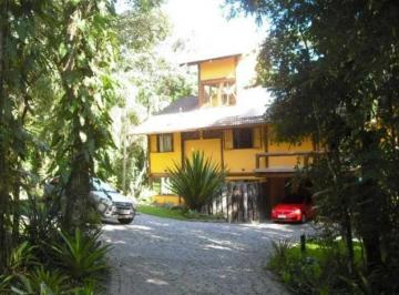 Casa · 260m² · 4 Quartos · 2 Vagas · Casa para venda em Centro de 260.00m² com 4 Quartos e 2 Garagens