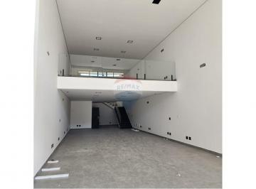 Comercial · 200m² · Imóvel Comercial para alugar em Vila São Francisco de 200.00m²