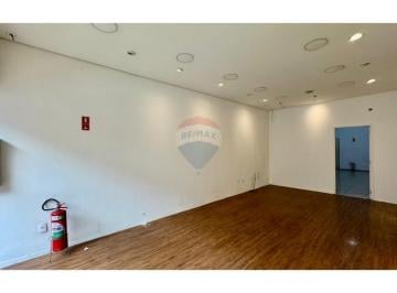 Comercial · 98m² · Sala Comercial para alugar em Centro de 98.00m²