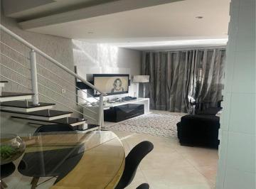 Casa · 123m² · 3 Quartos · 4 Vagas · Sobrado para venda em Jardim Santo Antônio de 123.00m² com 3 Quartos, 1 Suite e 4 Garagens